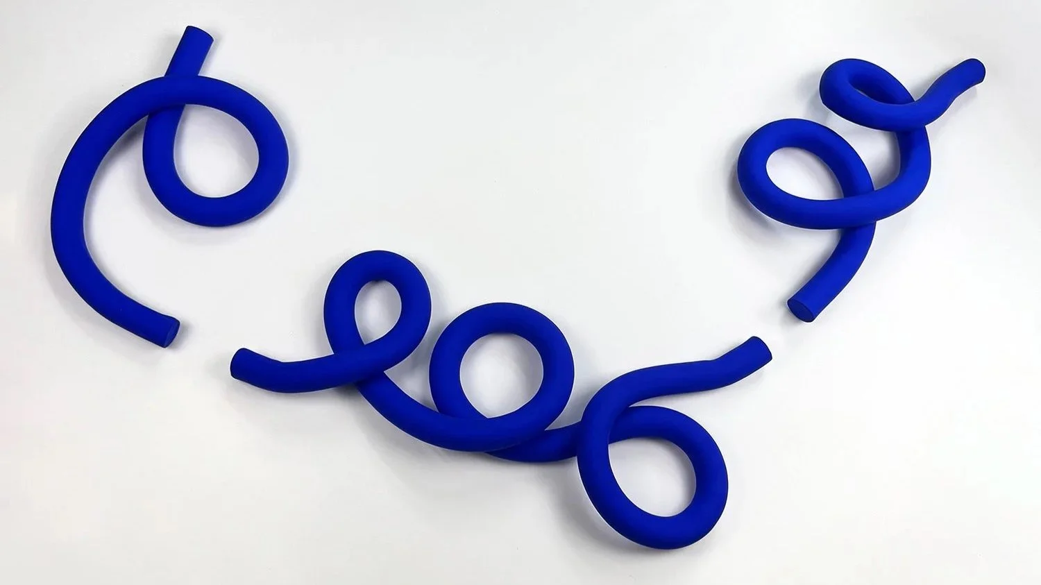 Blue sculptural clay wall artwork by Rotterdam artist Sina Steiner from the Becomings series, shown at Root Gallery.